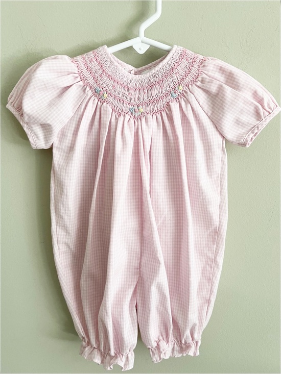 Petite ami Other - Petite Ami pink gingham smocked romper sz 3 months